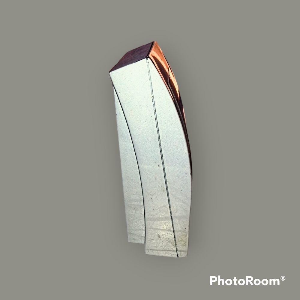 Quartz Insignia Desk Clock - Picture 2 of 3